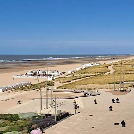 Daire Sirius With Sea View Located On The Dike Middelkerke